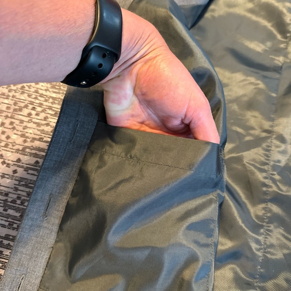 Gray Server Vest L - Picture 3 of 8